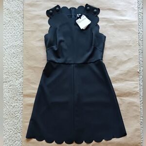 NWT Red Valentino Abiti Donna Black Scalloped Button Sleeveless Dress IT 42 US 6